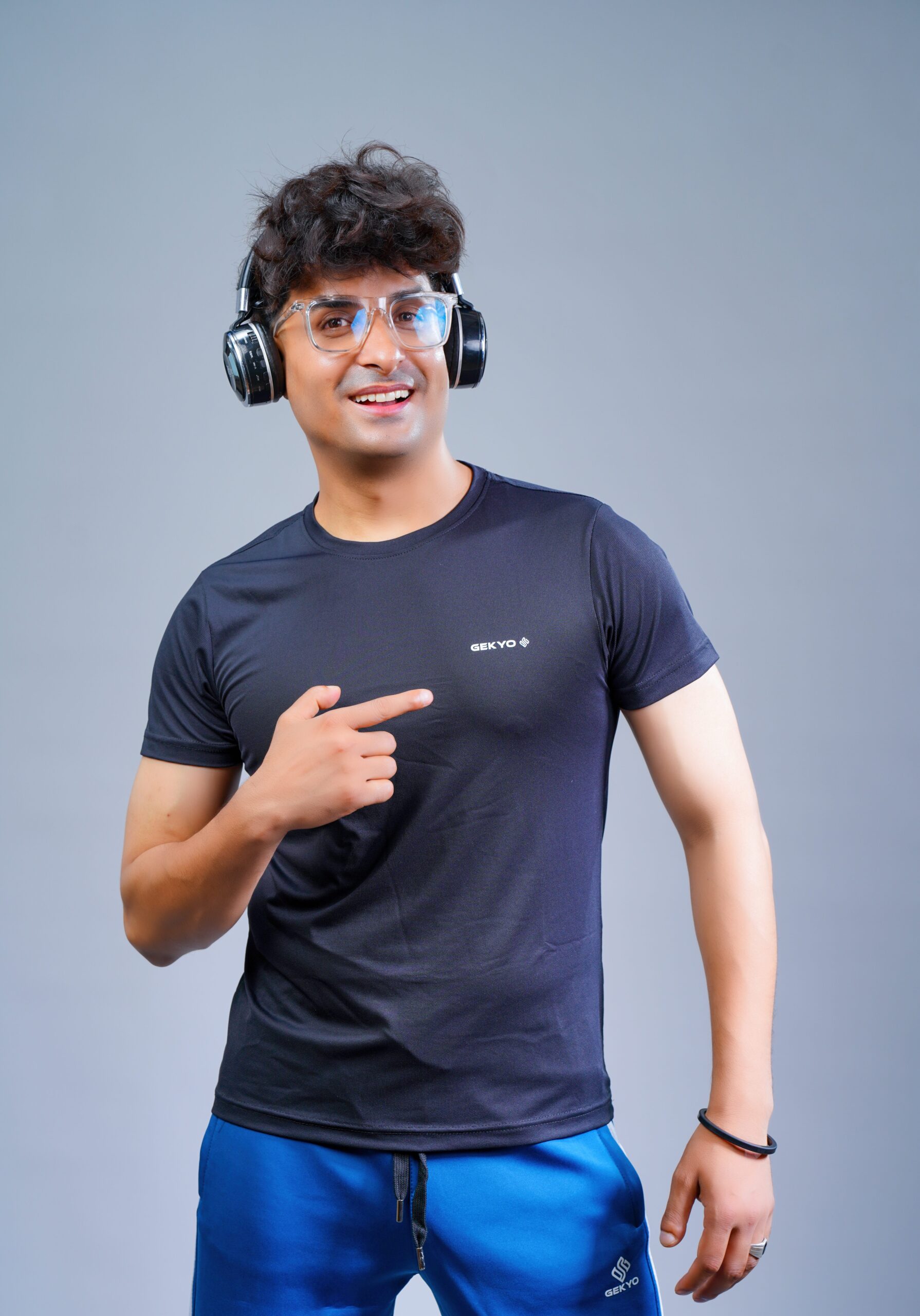Men’s Black Performance Sports T-Shirt
